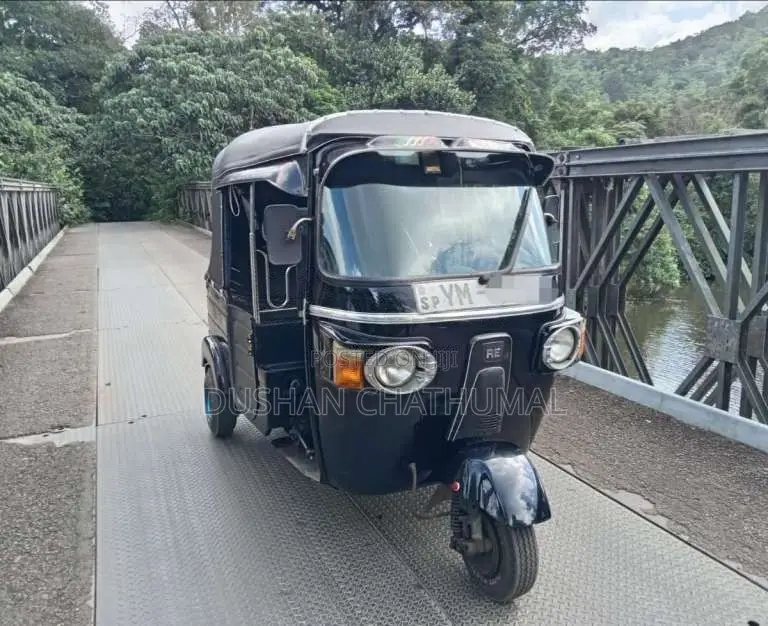 Bajaj RE 2011 Three Wheel (Used)