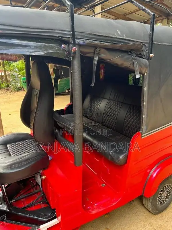 Bajaj RE 4 Stroke 2014 Three Wheel (Used)