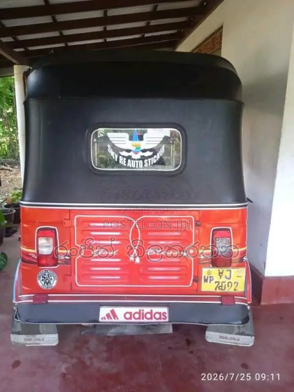Bajaj RE 2011 Three Wheel (Used)