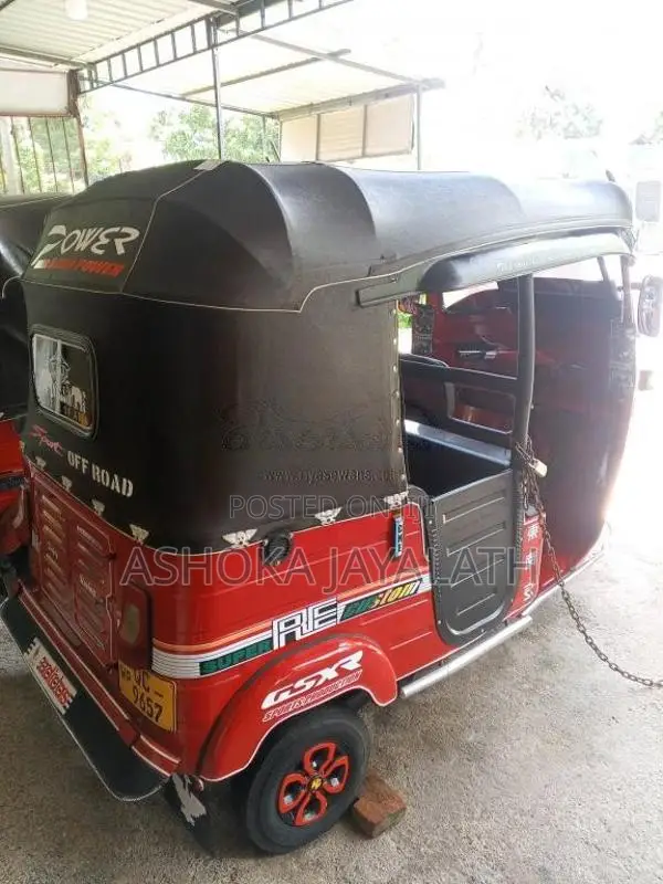 Bajaj 2 stroke 2006 Three Wheel (Used)