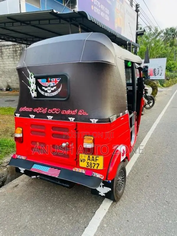 Bajaj 4 stroke 2012 Three Wheel (Used)