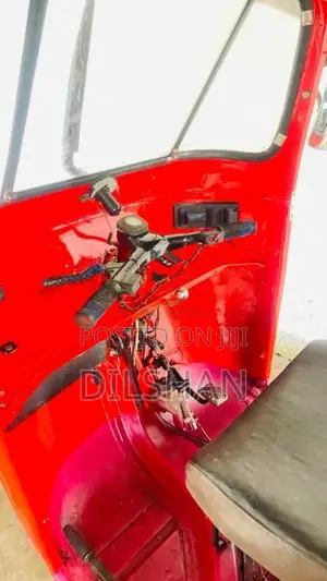 Bajaj 2 Stroke 2004 Three Wheel (Used)