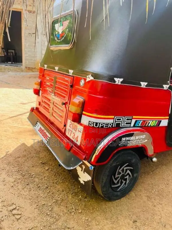 Bajaj 2 Stroke 1995 Three Wheel (Used)