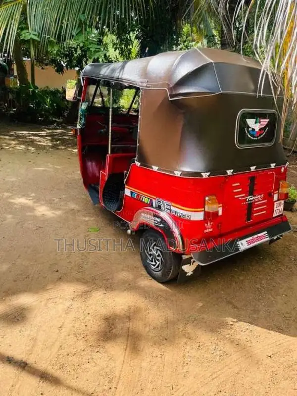 Bajaj 2 Stroke 1995 Three Wheel (Used)