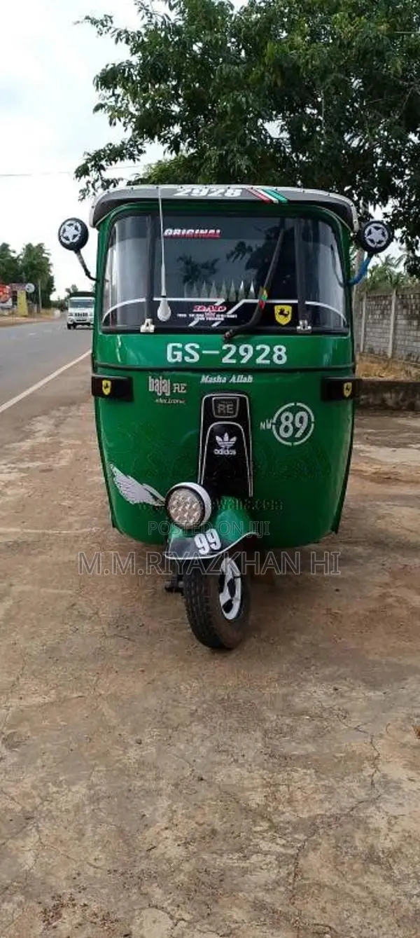 Bajaj RE 2003 Three Wheel (Used)