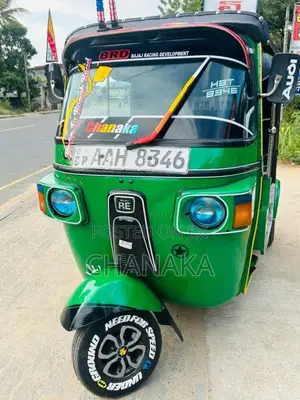 Bajaj 4 Stroke 2013 Three Wheel (Used)