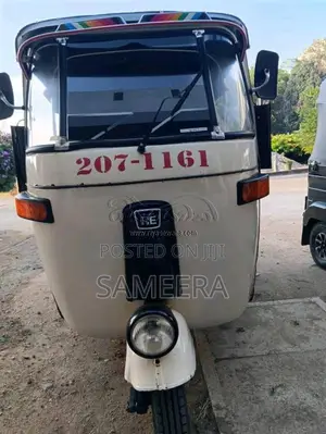 Bajaj RE 2000 Three Wheel (Used)