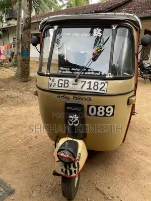 Bajaj RE 2000 Three Wheel (Used)