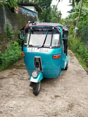 Bajaj RE 2006 Three Wheel (Used)