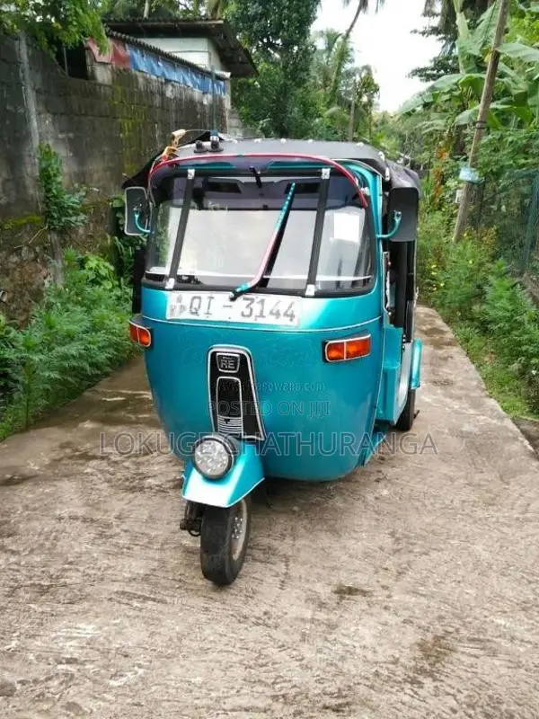 Bajaj RE 2006 Three Wheel (Used)