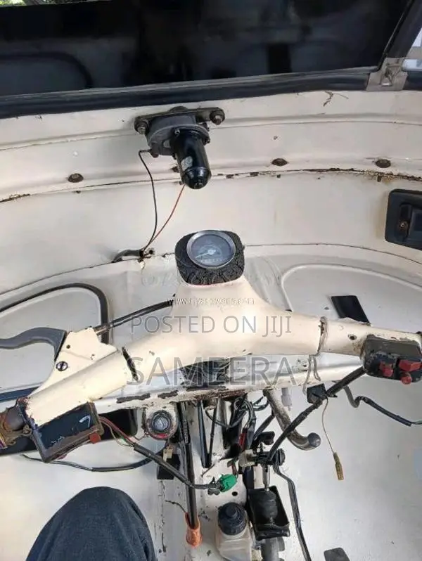Bajaj RE 2000 Three Wheel (Used)