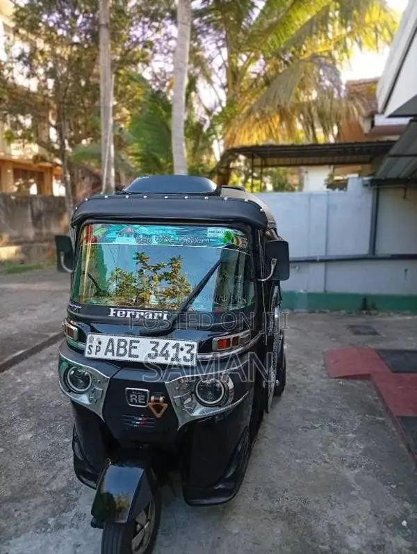 Bajaj RE 2015 Three Wheel (Used)