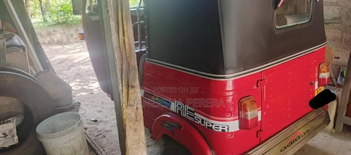 Bajaj RE 1989 Three Wheel (Used)