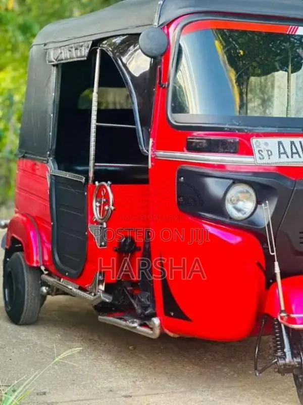 Bajaj RE 4 Stroke 2014 Three Wheel (Used)