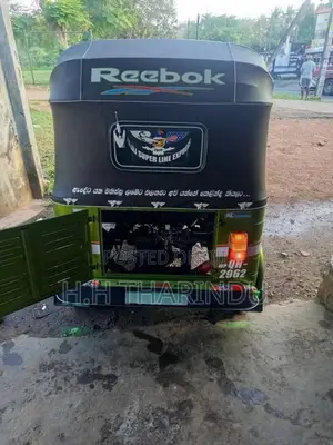 Bajaj 2 Stroke 2006 Three Wheel (Used)