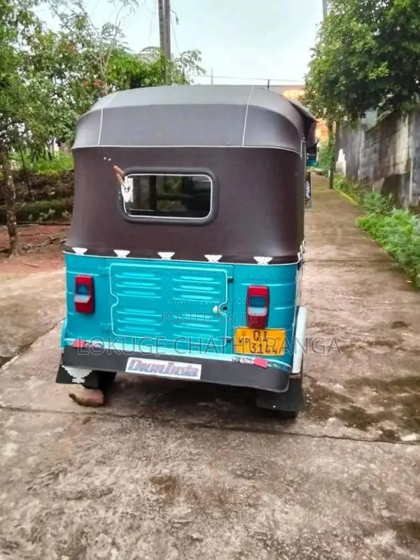 Bajaj RE 2006 Three Wheel (Used)