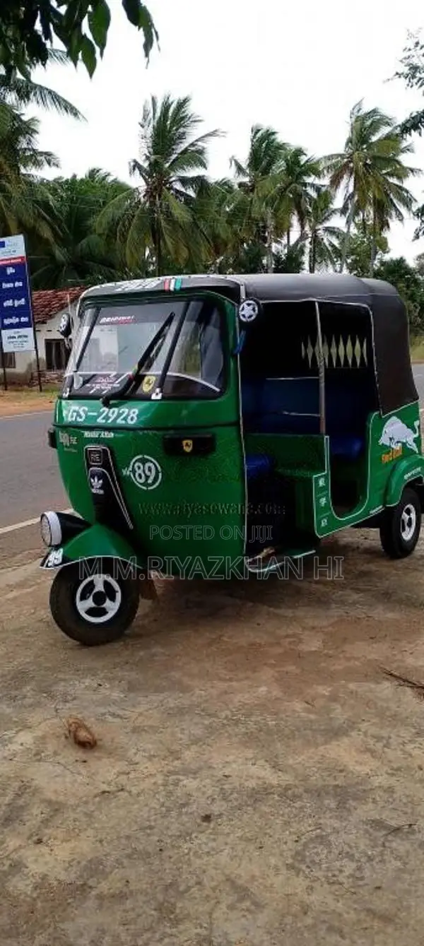 Bajaj RE 2003 Three Wheel (Used)