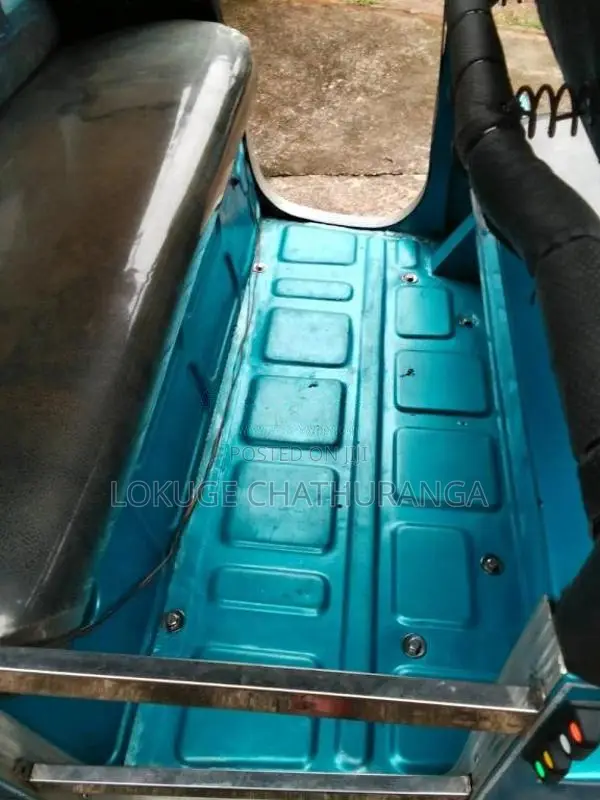Bajaj RE 2006 Three Wheel (Used)