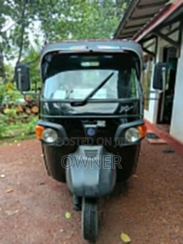 Piaggio APE DX 2025 Three Wheel (Used)
