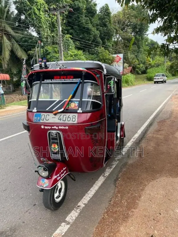 Bajaj RE 2005 Three Wheel (Used)