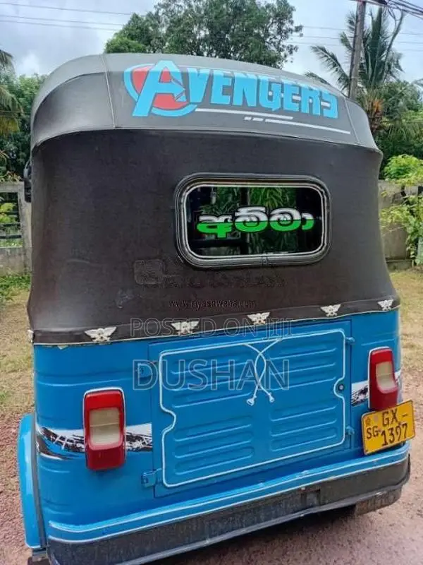 Bajaj 2 Stroke 2002 Three Wheel (Used)