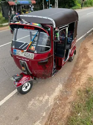 Bajaj RE 2005 Three Wheel (Used)