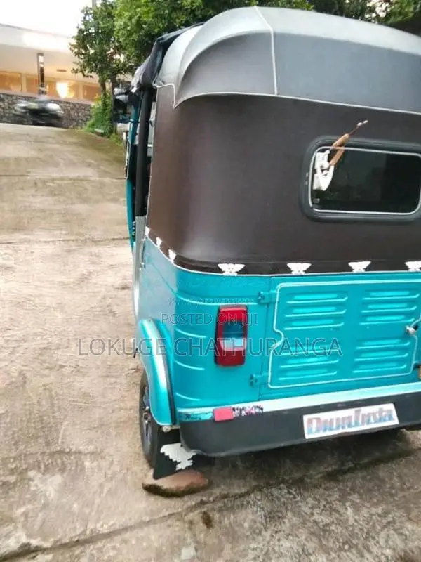 Bajaj RE 2006 Three Wheel (Used)