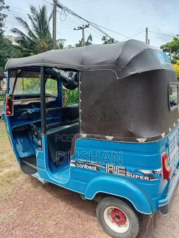 Bajaj 2 Stroke 2002 Three Wheel (Used)