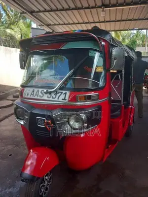 Bajaj RE 2015 Three Wheel (Used)