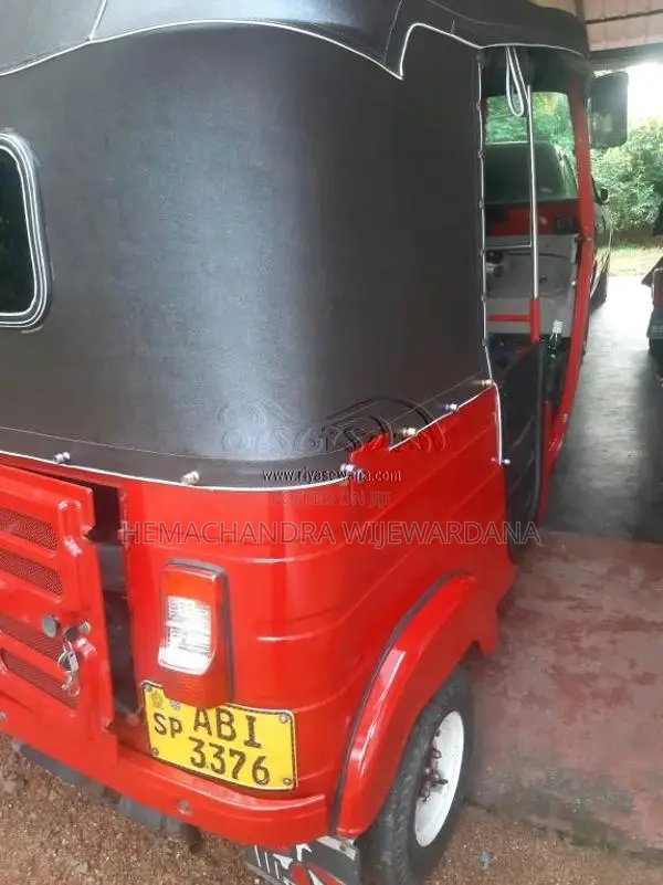 Bajaj RE 4 Stroke 2015 Three Wheel (Used)