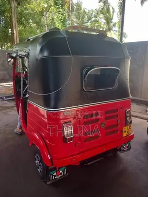 Bajaj RE 2015 Three Wheel (Used)