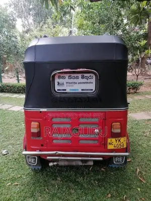 Bajaj RE 2011 Three Wheel (Used)