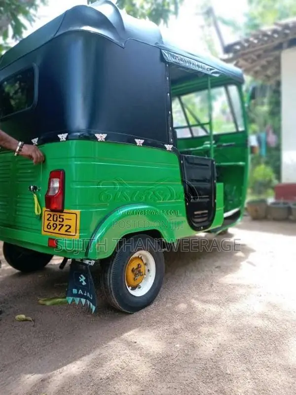Bajaj RE 1998 Three Wheel (Used)