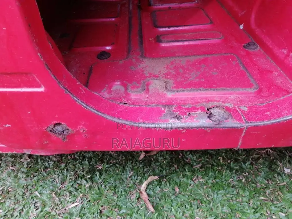 Bajaj RE 2011 Three Wheel (Used)