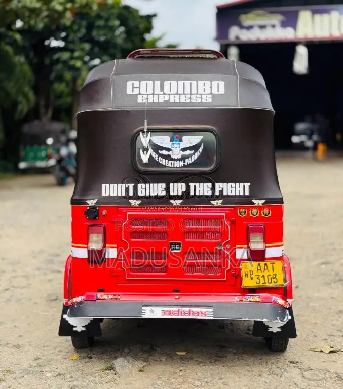 Bajaj RE 2014 Three Wheel (Used)
