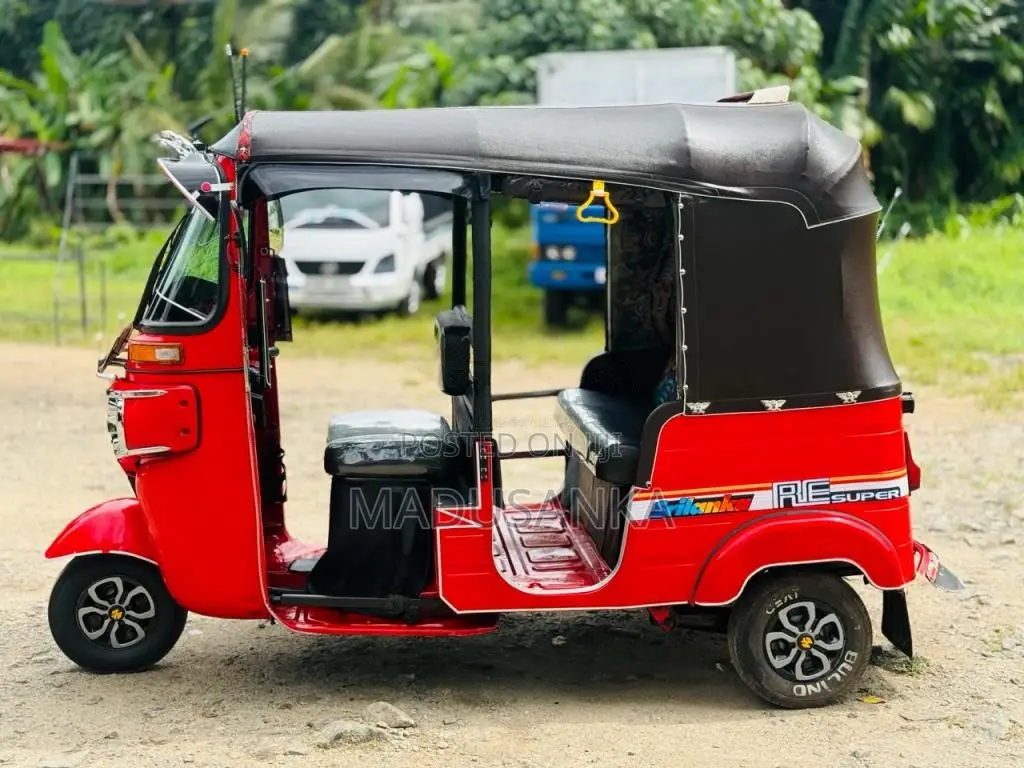 Bajaj RE 2014 Three Wheel (Used)