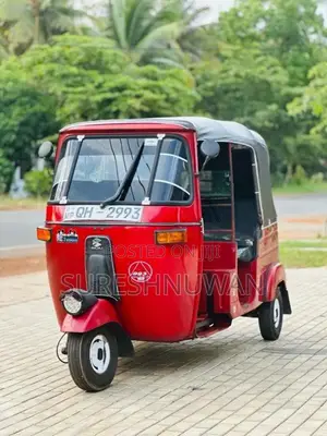 Bajaj 2 Stroke 2006 Three Wheel (Used)