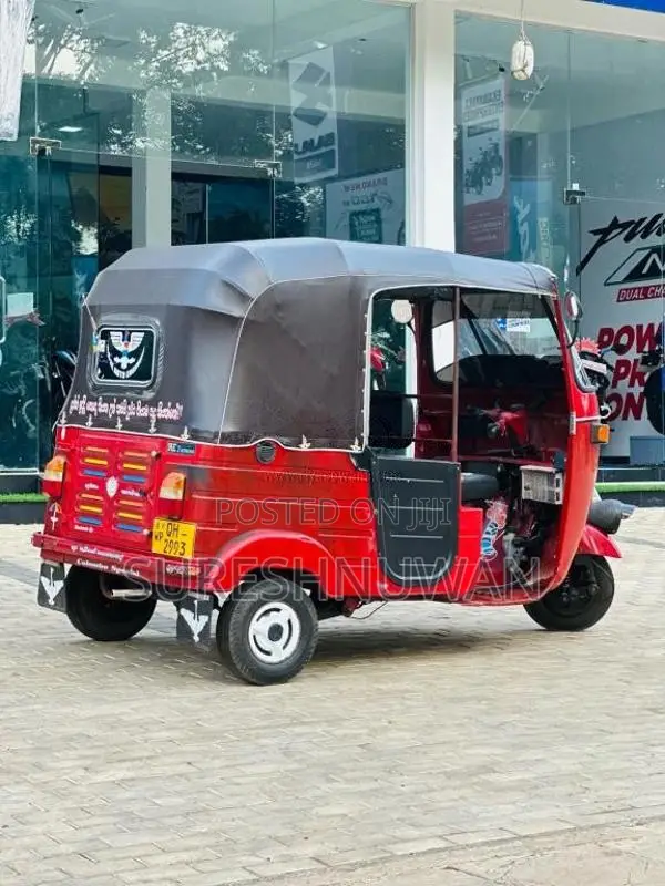 Bajaj 2 Stroke 2006 Three Wheel (Used)