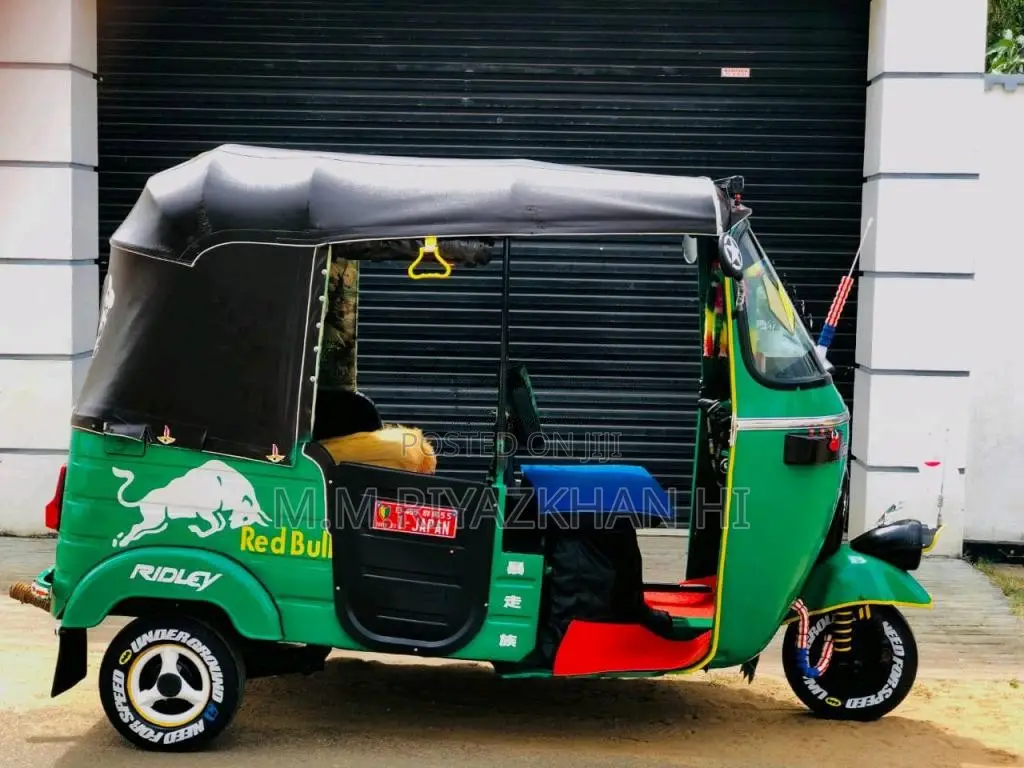 Bajaj RE 2003 Three Wheel (Used)
