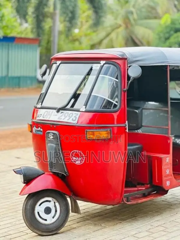 Bajaj 2 Stroke 2006 Three Wheel (Used)