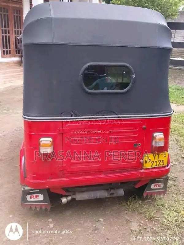 Bajaj RE 2011 Three Wheel (Used)