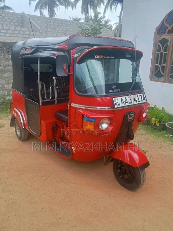 Bajaj RE 2013 Three Wheel (Used)