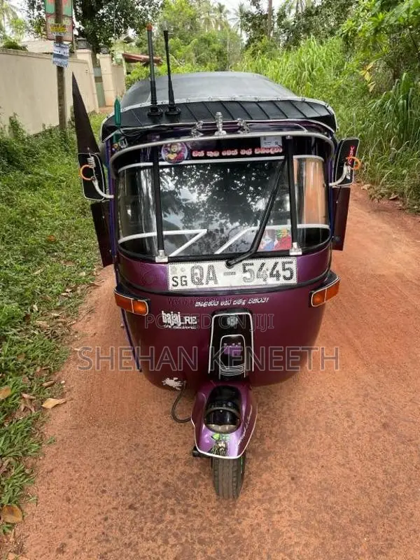 Bajaj RE 2005 Three Wheel (Used)