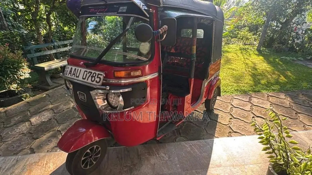 Bajaj RE 2014 Three Wheel (Used)