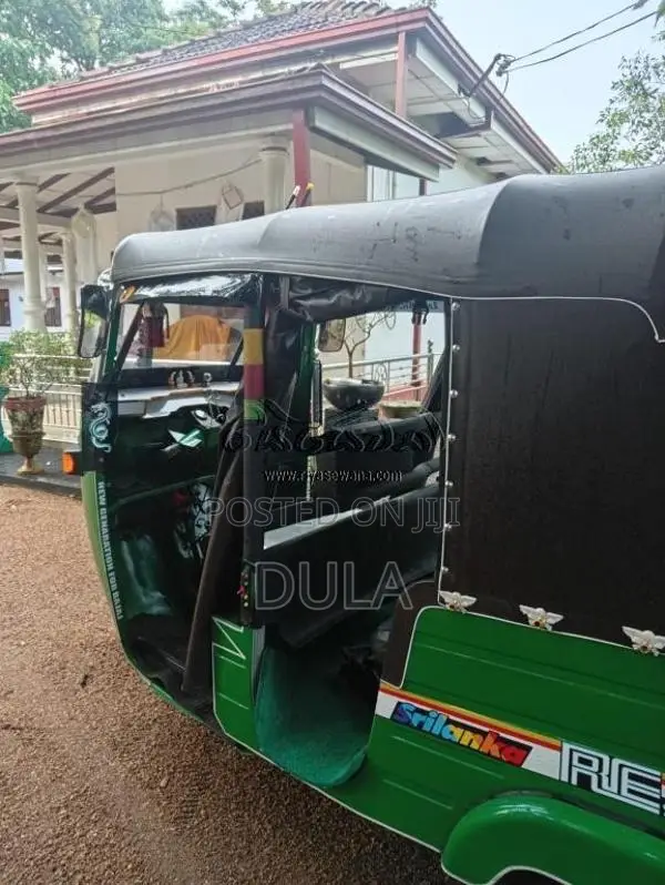 Bajaj RE 2010 Three Wheel (Used)