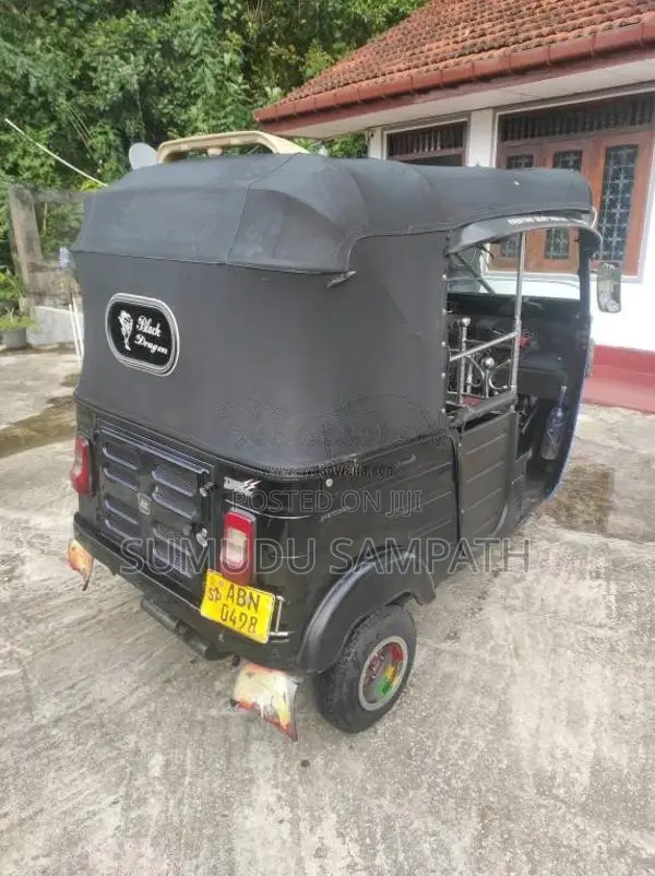 Bajaj RE 2016 Three Wheel (Used)