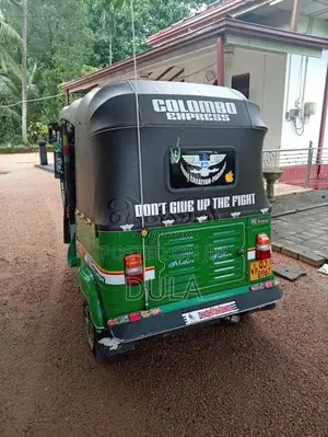 Bajaj RE 2010 Three Wheel (Used)