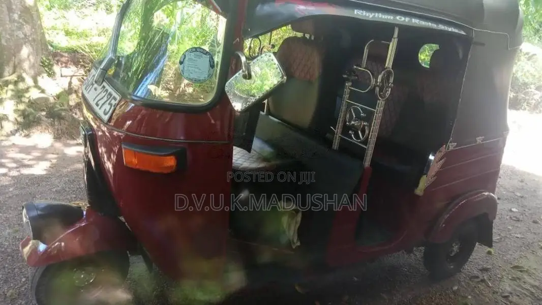 Bajaj RE 2009 Three Wheel (Used)