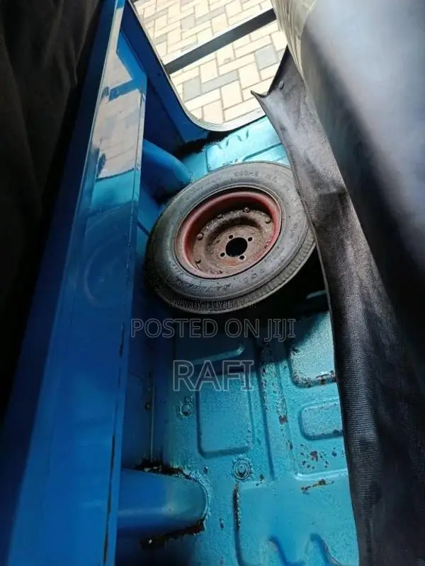 Bajaj RE 2013 Three Wheel (Used)