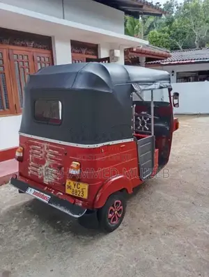 Bajaj 4 Stroke 2012 Three Wheel (Used)